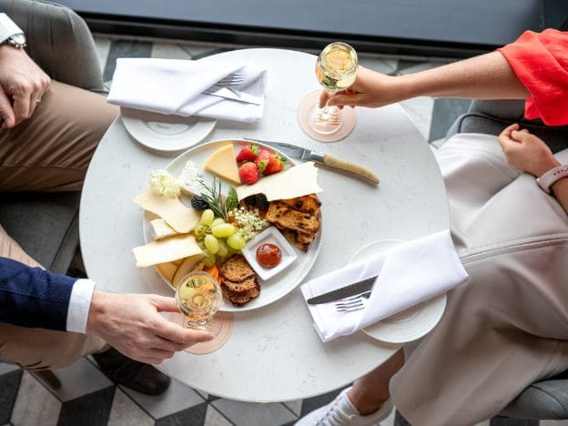 Chadstone Shopping Centre Melbourne food and drinks credit Tourism Australia