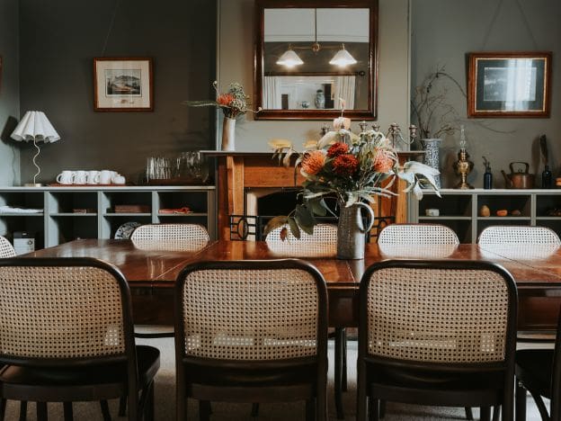 TMIW_Bernacchi dining room scene_credit Renee Thurston